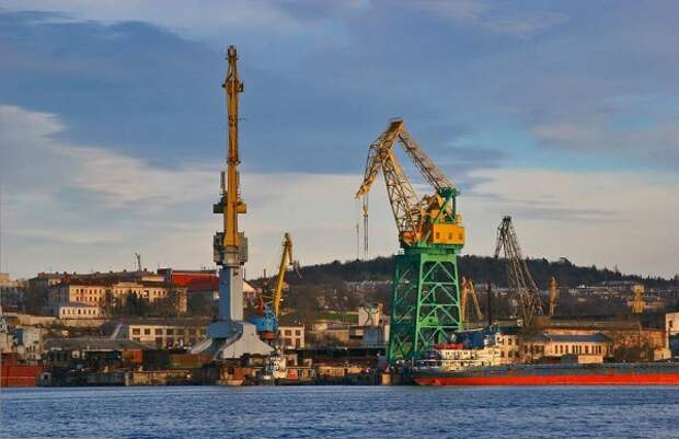 Руководство «Севморзавода» обвиняется в растрате более 1 млн бюджетных средств