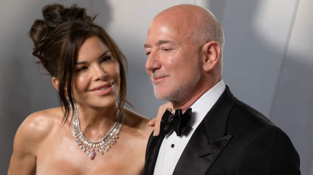 «Проснулась сексуальной»: Лорен Санчес раскрыла секреты счастливого брака