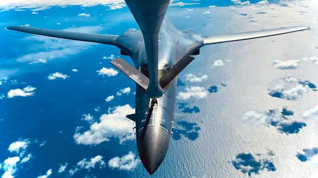   B-1B Lancer