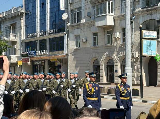В городе-герое Новороссийске прошёл Парад Победы в честь 81-й годовщины