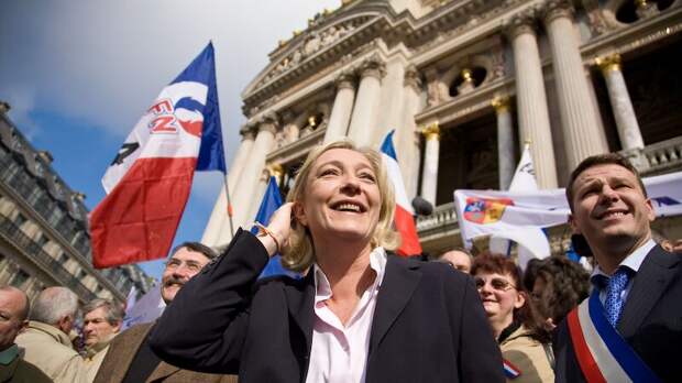 "Это катастрофа!" Триумф правых партий вызвал панику в Европе