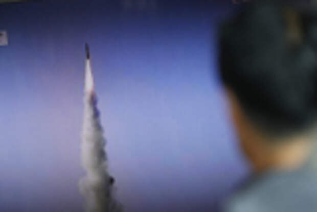 КНДР объявила об успешных испытаниях ракеты "Хвасон-15"