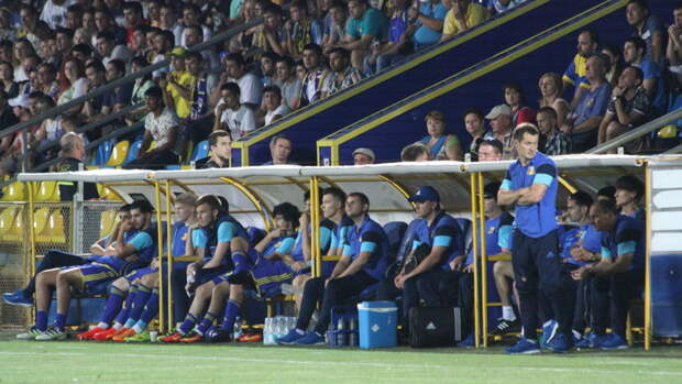 А вот так выглядела скамейка "Ростова" во время игры с "Уралом". Фото Григорий БОЧКАРЕВ