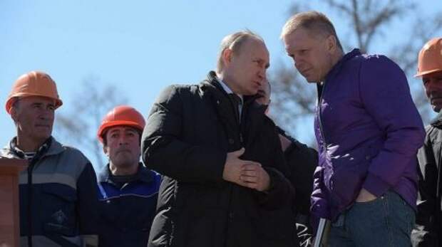 Андрей Колесников, «любимый журналист Путина» рассказал о его беззащитности...