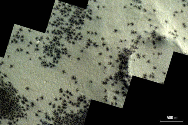 ЕКА: при смене сезонов Марс покрывают напоминающие пауков кляксы