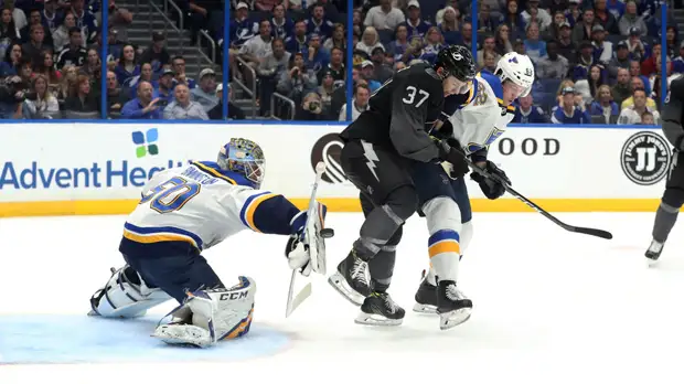 «Тампа» уступила «Сент-Луису» в НХЛ, несмотря на 38 сейвов Василевского