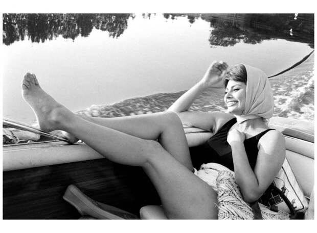 Sophia-Loren-Italy-1961-Photo-Alfred-Eisenstaed-768x567.jpg