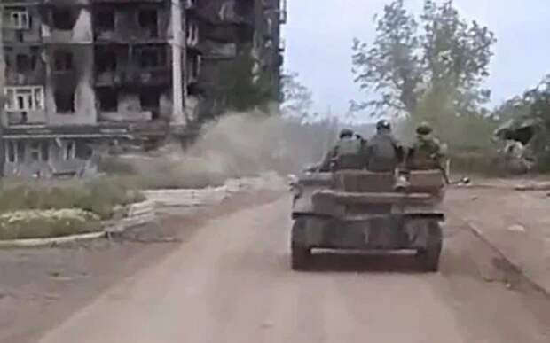 "В каждой семье есть герои": Павел Малков поздравил с Днём защитника Отечества