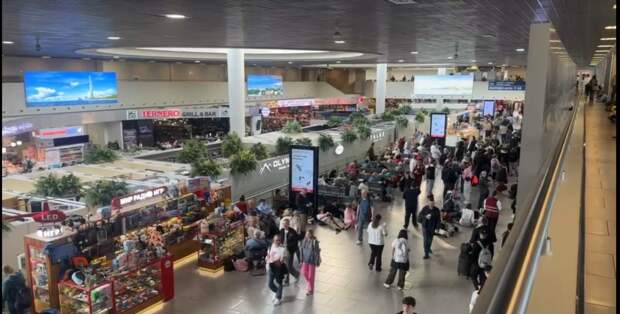 Пулково возобновил прием и отправку самолетов