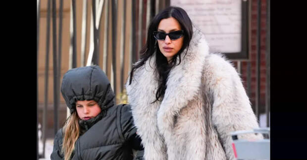 Ирину Шейк в шубе засняли вместе с восьмилетней дочерью от Брэдли Купера