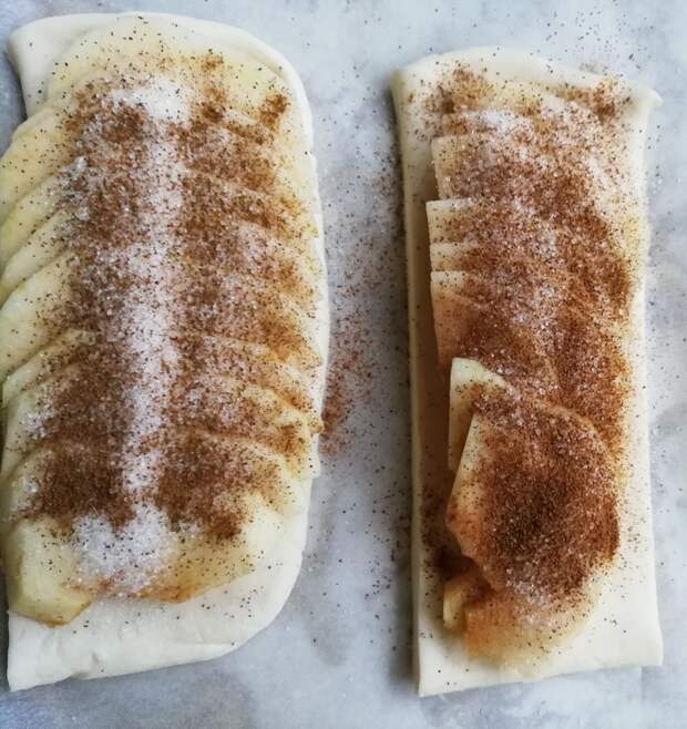 Полоски из слоеного теста с яблоком и корицей еда, пироженное, десерт, длиннопост