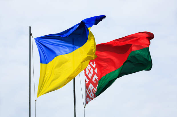 https://static.life.ru/publications/2022/7/28/1271489713932.528.jpg