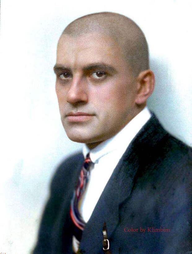Маяковский
