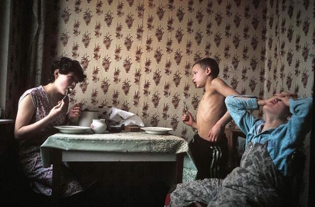 Семья Яковлевых, Москва, 1993 год 90-е, ностальгия, социальные проекты, фотопублицистика