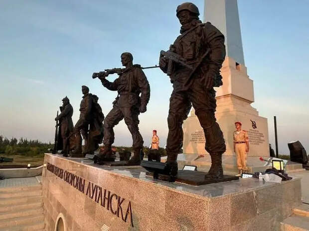 Патриотический вопрос: как нужно воспитывать российскую молодёжь, чтобы у нашей страны было будущее