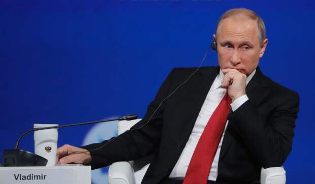 Картинки по запросу Путин прописал таблетки американским истеричкам
