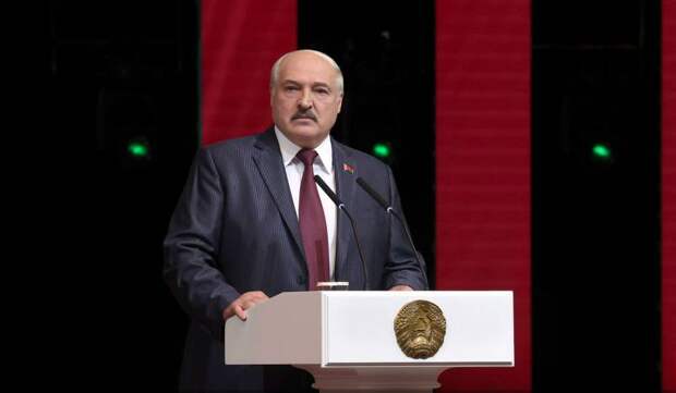 Лукашенко: Белоруссию активно втягивают в конфликт на Украине