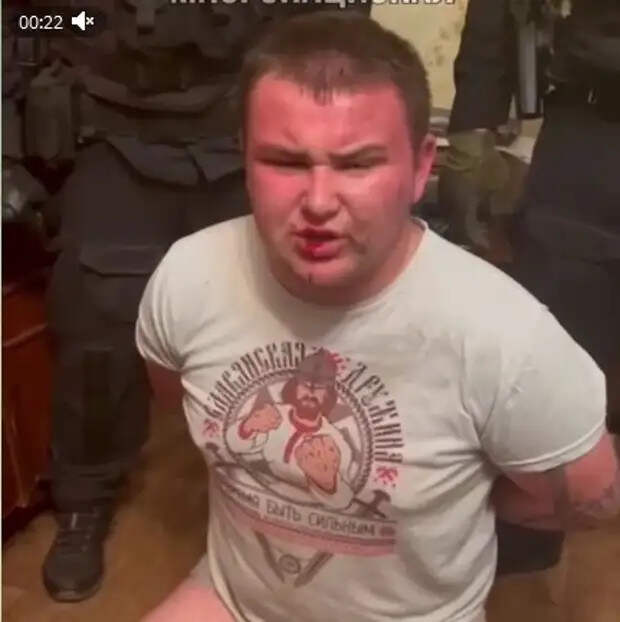 Пока все внимание властей сосредоточено на мигрантах из числа выходцев из Средней Азии и Закавказья, в стране зреет еще одна, не менее острая проблема - выходцы из сумасшедшего хутора, которые под...-4