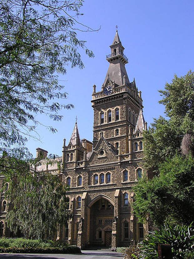 Орманд Колледж (1857), Университет Мельбурна