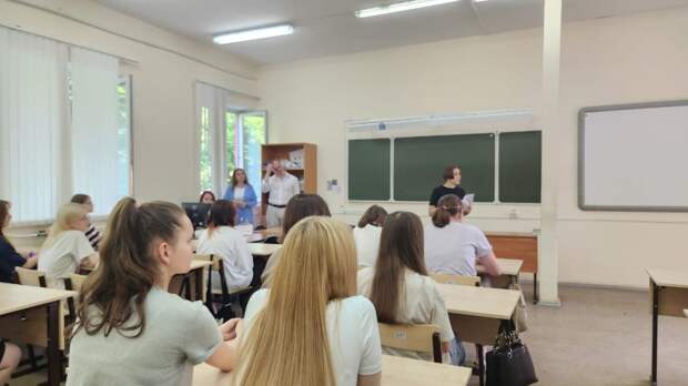 Первокурсникам самарского государственного колледжа рассказали о том, как подростки могут противодействовать экстремизму и терроризму Первокурсникам самарского государственного колледжа рассказали о том, как подростки могут противодействовать экстремизму и терроризму