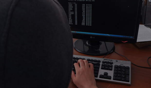 Сайт Госуслуг подвергся мощной кибератаке украинских хакеров
