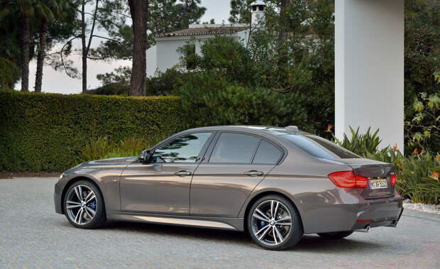 BMW 340i M Sport 2