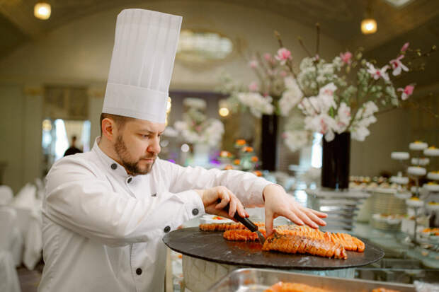 Легендарные бранчи в Гранд Отеле Европа: гастрономическое путешествие длиной в 150 лет