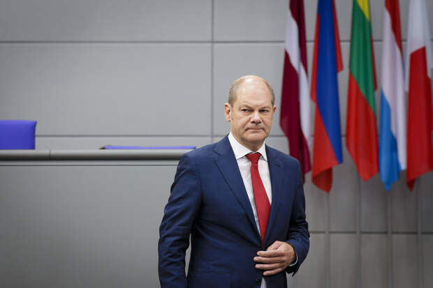 ZDF: Между Бербок и Шольцем возникли разногласия из-за санкций против России