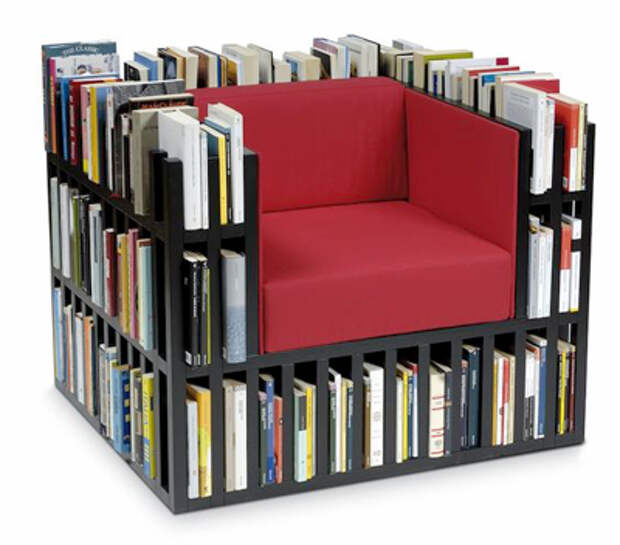 Книжная полка.
