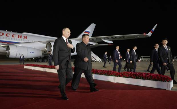 Государственный визит Владимира Путина в Пхеньян 18-19 июня привлек внимание всего мира. Особенно сильно выдали волнение западные государства.-3