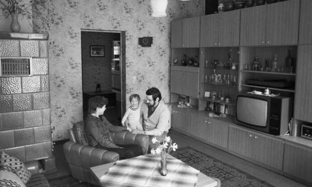 Советский интерьер. \ Фото: v.wpimg.pl. Советский интерьер. \ Фото: v.wpimg.pl.