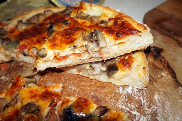Хлеб крученый без замеса (по рецепту Любови Ивановны (Смольки)) и пирог-пицца