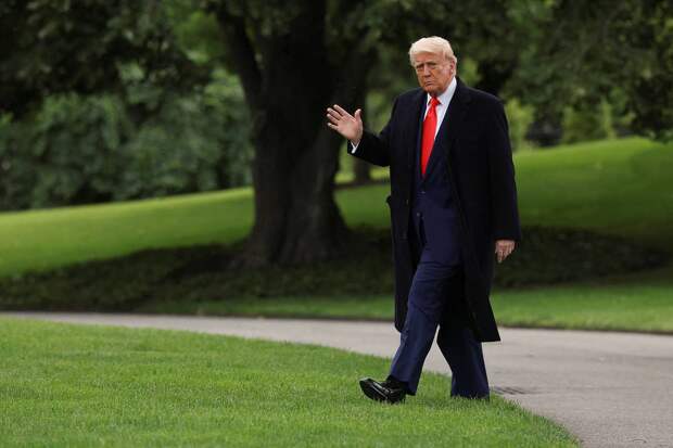 Трамп решил ударить по Ирану во время игры в гольф