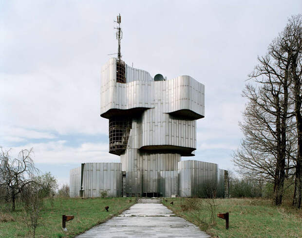 Построенный в 1982 году, этот мемориал посвящен народам Хорватии
