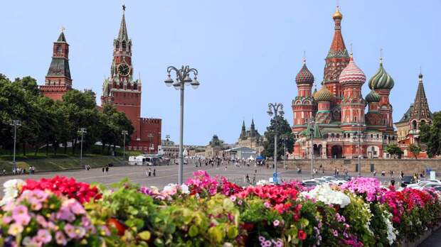 Лето возвращается: в Москве объявлен «оранжевый» уровень опасности из-за жары