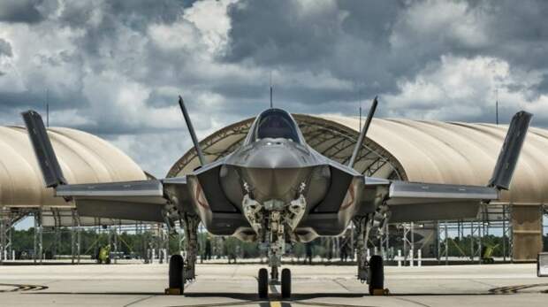Lockheed Martin F-35 не оправдывает надежд и вложений
