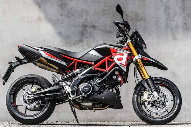 Новый мотоцикл Aprilia Dorsoduro 900 2018