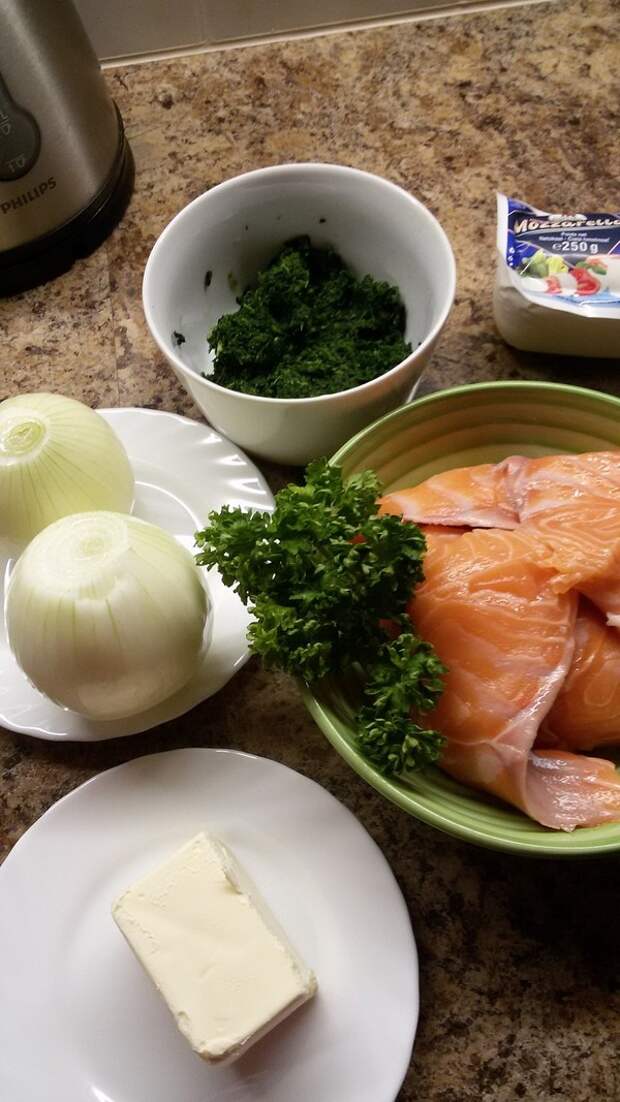 Пирог из дрожжевого теста с лососем и шпинатом Кулинария, Моё, Длиннопост, Фотография, Пирог, Выпечка, Рецепт