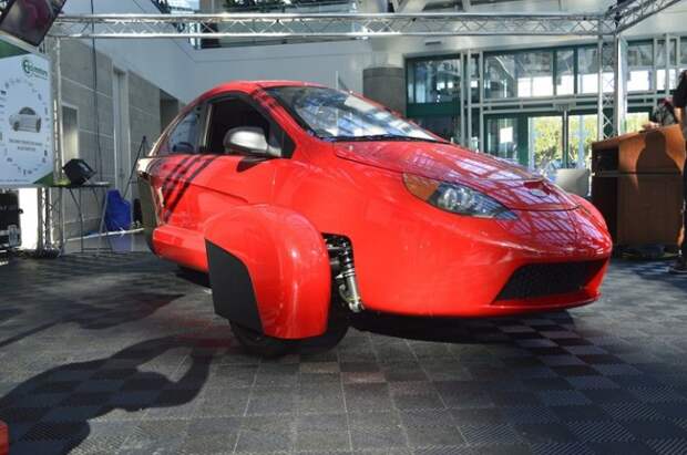 Elio Motors презентовала трехколесный прототип P5 на лос-анджелесском автошоу