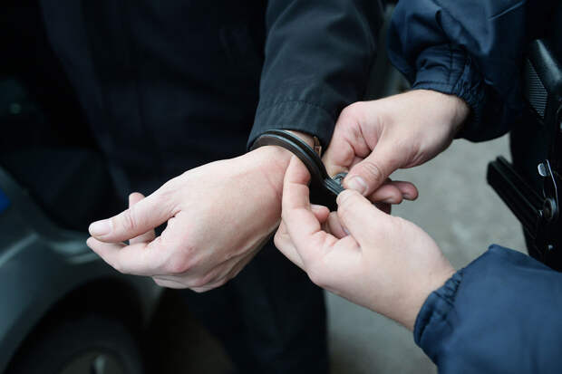Baza: россиянина и двух украинцев задержали на Бали за распространение наркотиков