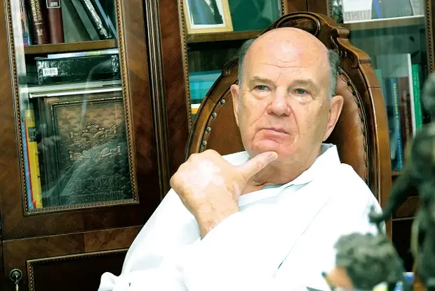 К юбилею Владимира Проханова: созидатель, доктор, ученый