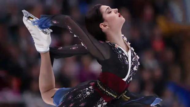 Первая любовь Медведевой, новое хобби Косторной и песня Бобровой: что обсуждают в мире фигурного катания