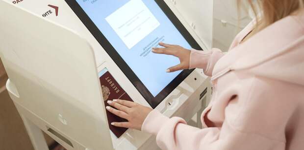 Губернатор Севастополя Михаил Развожаев поблагодарил Москву за современный формат голосования