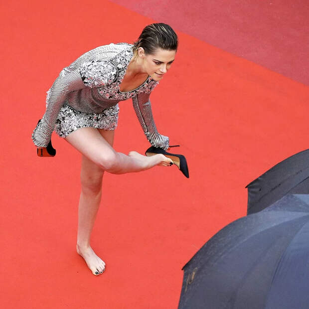 Член жюри 71-го ежегодного Каннского кинофестиваля Кристен Стюарт на показе фильма «Чёрный клановец», 14 мая 2018 г.