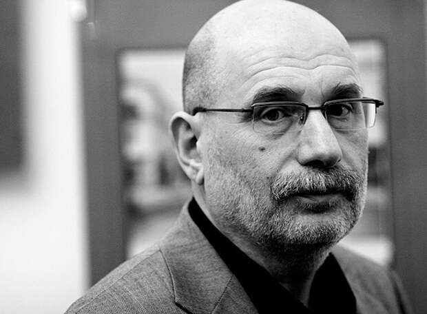 Борис Акунин: "Если проблему не решить, страна развалится" Борис Акунин: "Если проблему не решить, страна развалится"