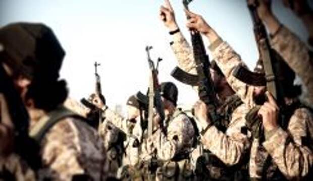 Боевики запрещенной в России террористической группировки "Исламское государство" *