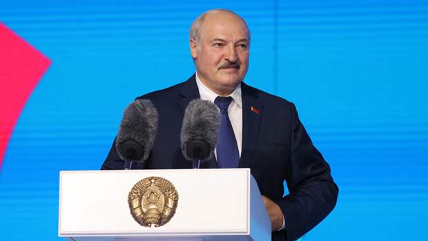 Лукашенко помиловал 13 участвовавших в митингах осужденных