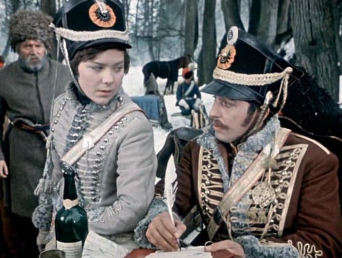 Кадр из фильма *Гусарская баллада*, 1962 | Фото: kino-teatr.ru