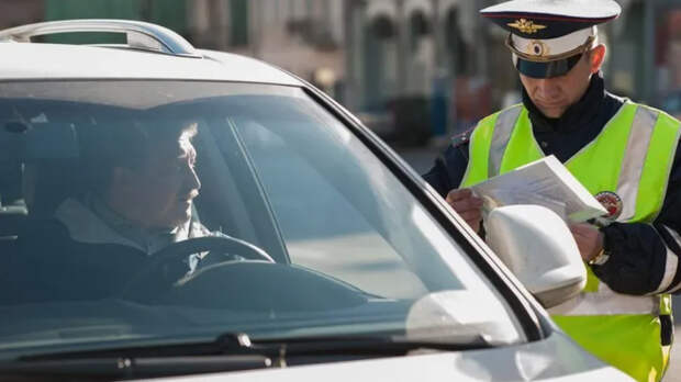 Новый медосмотр 2026: водители старше 65 лет оказались в зоне риска лишения прав