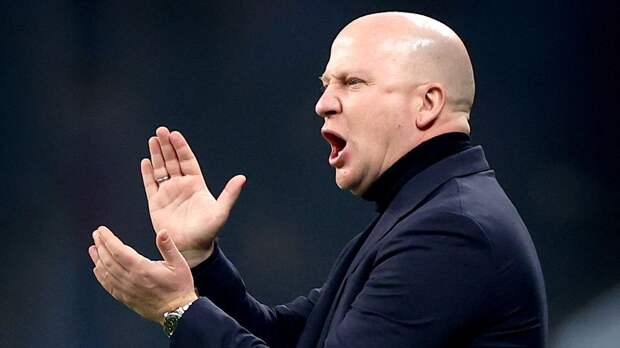 АЕК Николича завершил регулярный сезон в Греции на первом месте